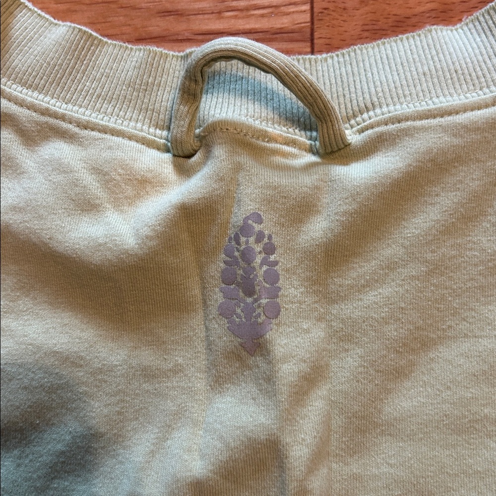 Free People hot shot relaxed set. Size medium. Light green color called Moss. - Picture 9 of 13
